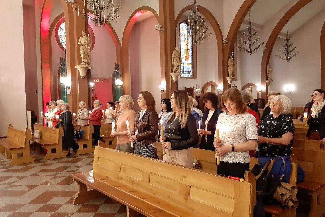 Zawierzenie św. Józefowi wspólnoty w Ostrołęce